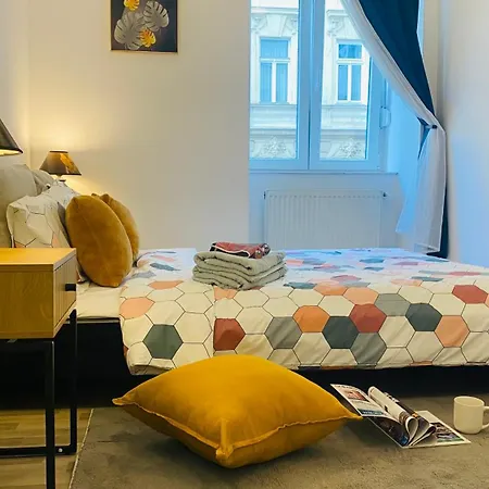 Daire Golden Sun Of Buda Fisherman S Bastion *