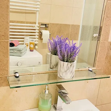 Daire Golden Sun Of Buda Fisherman S Bastion